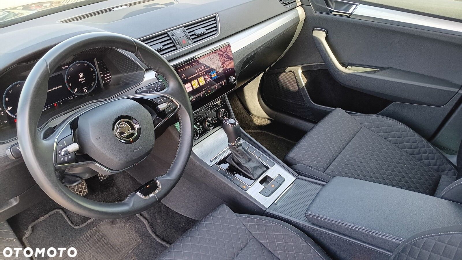 Skoda Superb 2.0 TDI SCR Ambition DSG - 10