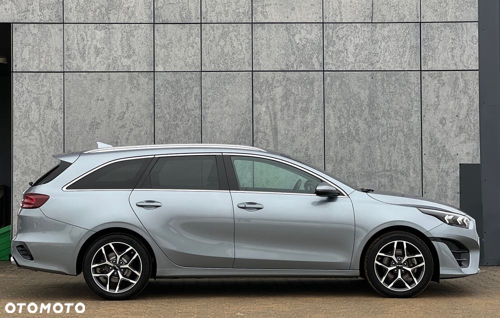 Kia Ceed 1.6 GDI DCT OPF Platinum Edition - 14