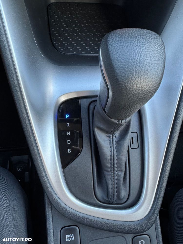 Toyota Yaris - 15