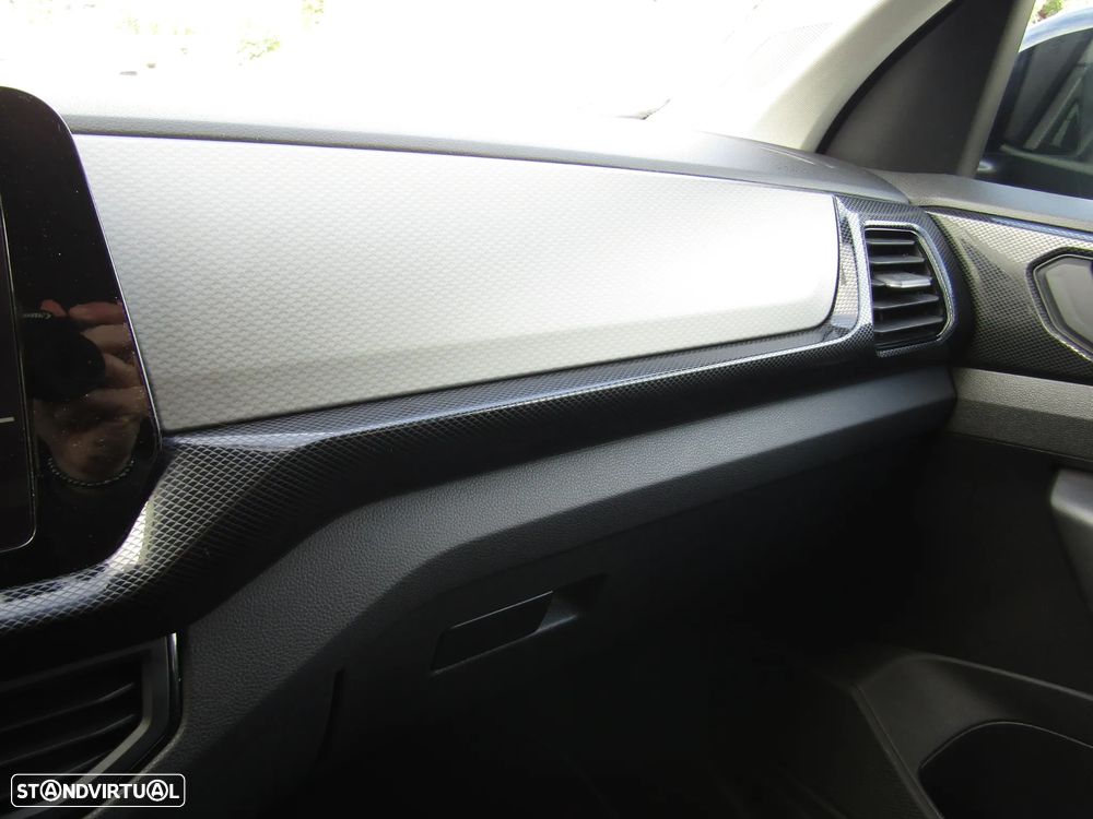 VW T-Cross 1.0 TSI Urban DSG - 19