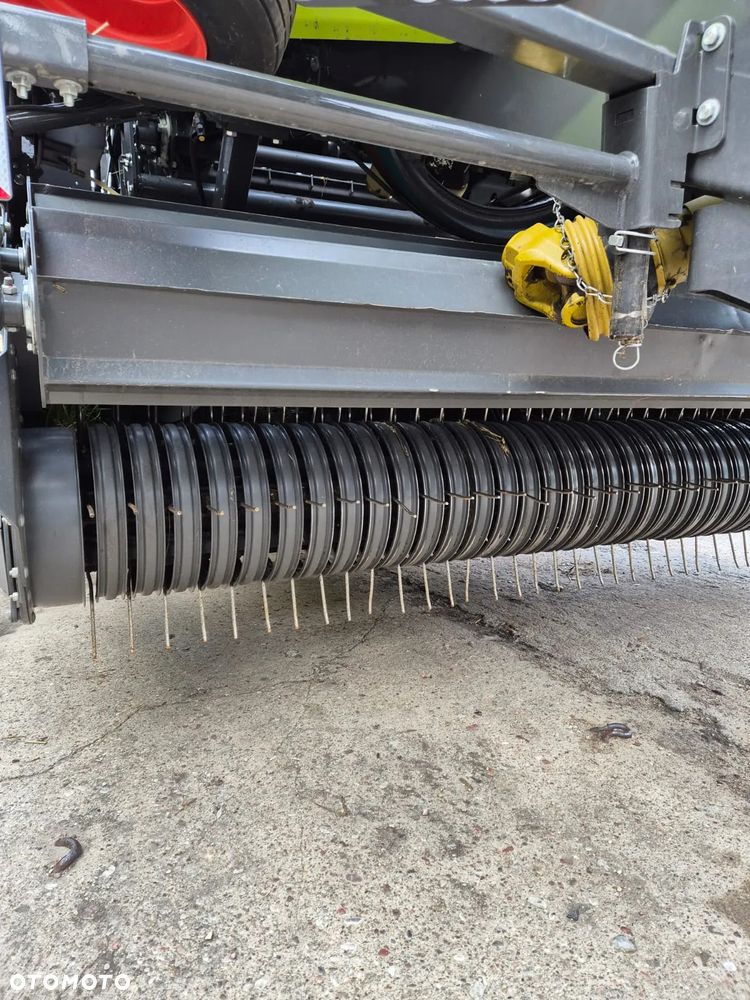 Claas 620 tys netto Claas Quadrant 4200 - 21