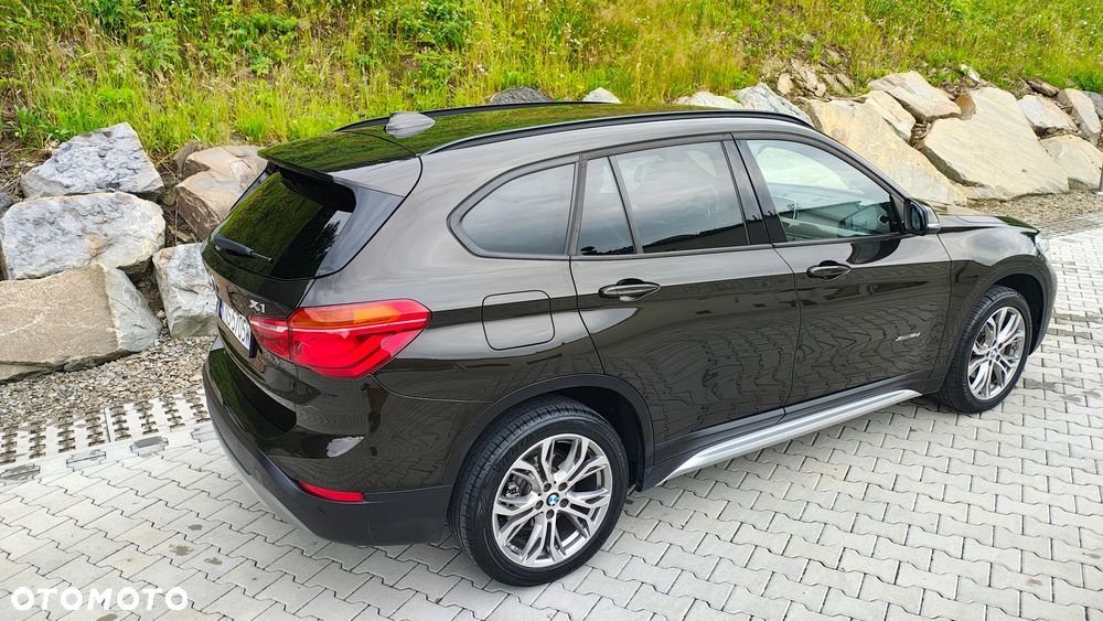 BMW X1 xDrive18d xLine - 23