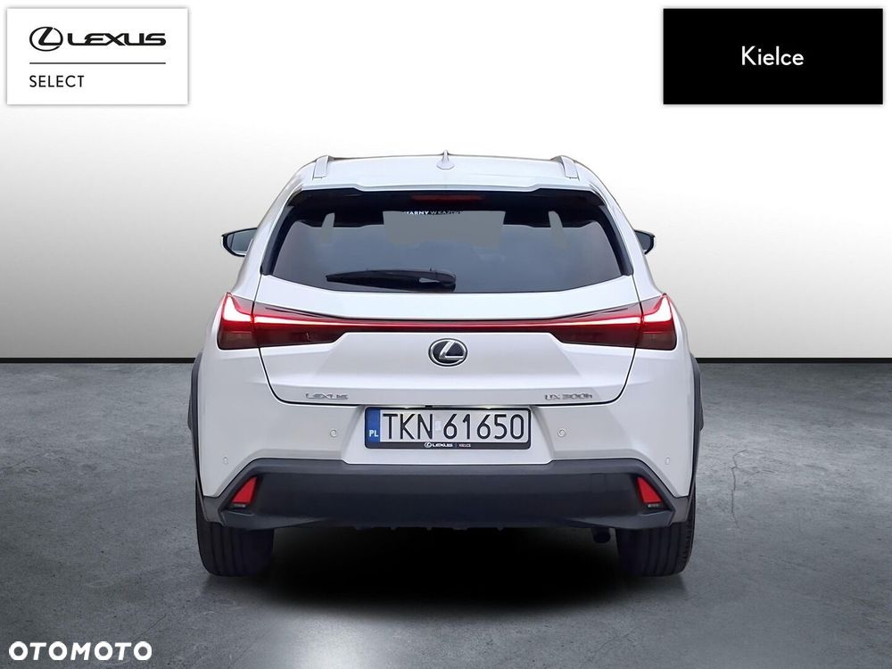 Lexus UX 300h Business - 4