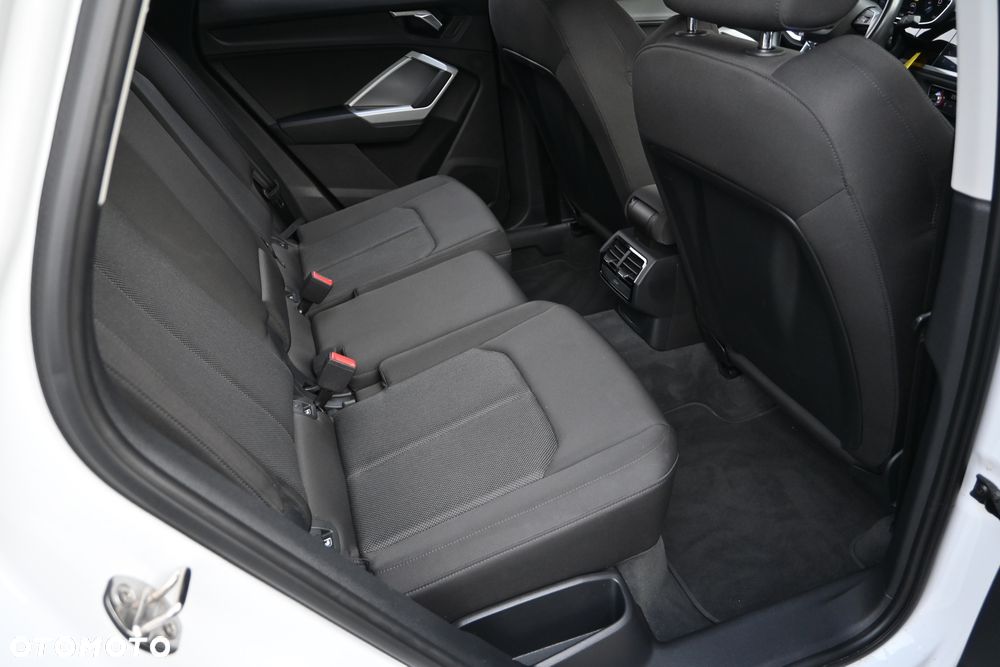 Audi Q3 35 TDI Advanced S tronic - 27