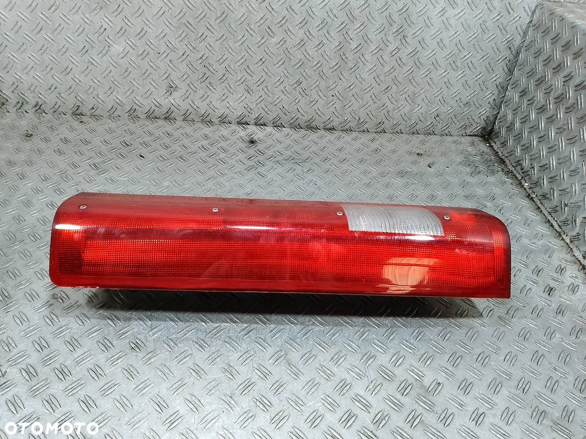 LAMPA TYLNA LEWA IVECO DAILY II - 7