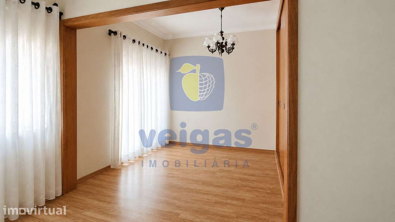T2 Transformado em T1 no centro de Alverca junto ao mercado - Grande imagem: 5/32
