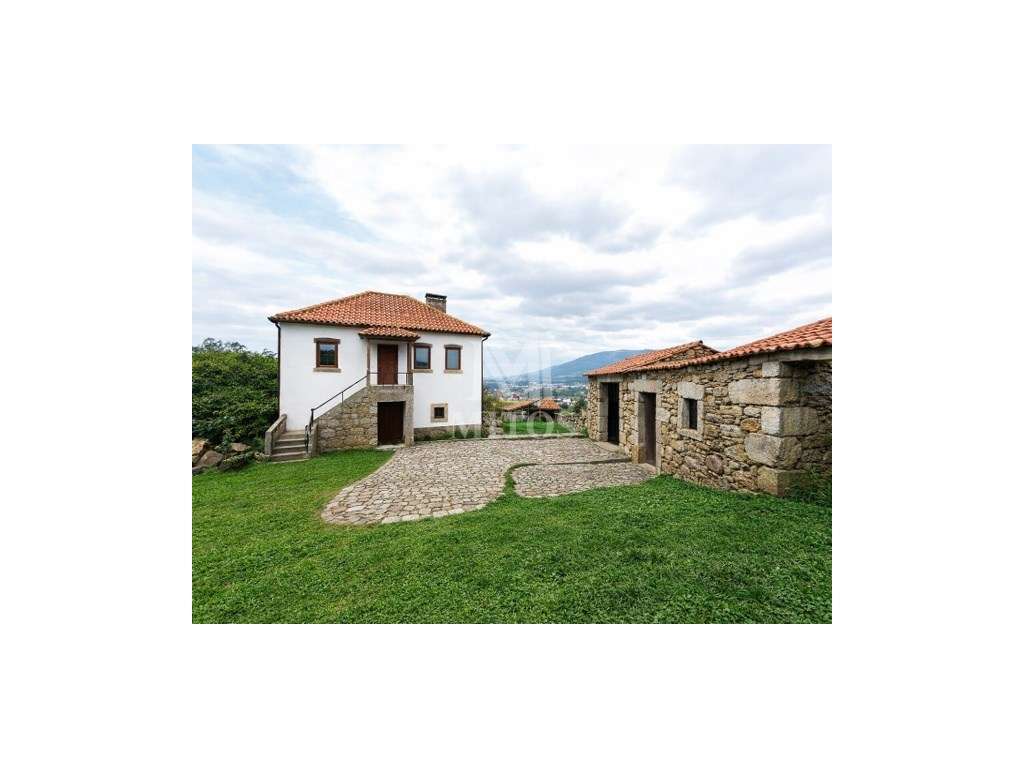 Moradia T4 em Tregosa - Grande imagem: 3/45