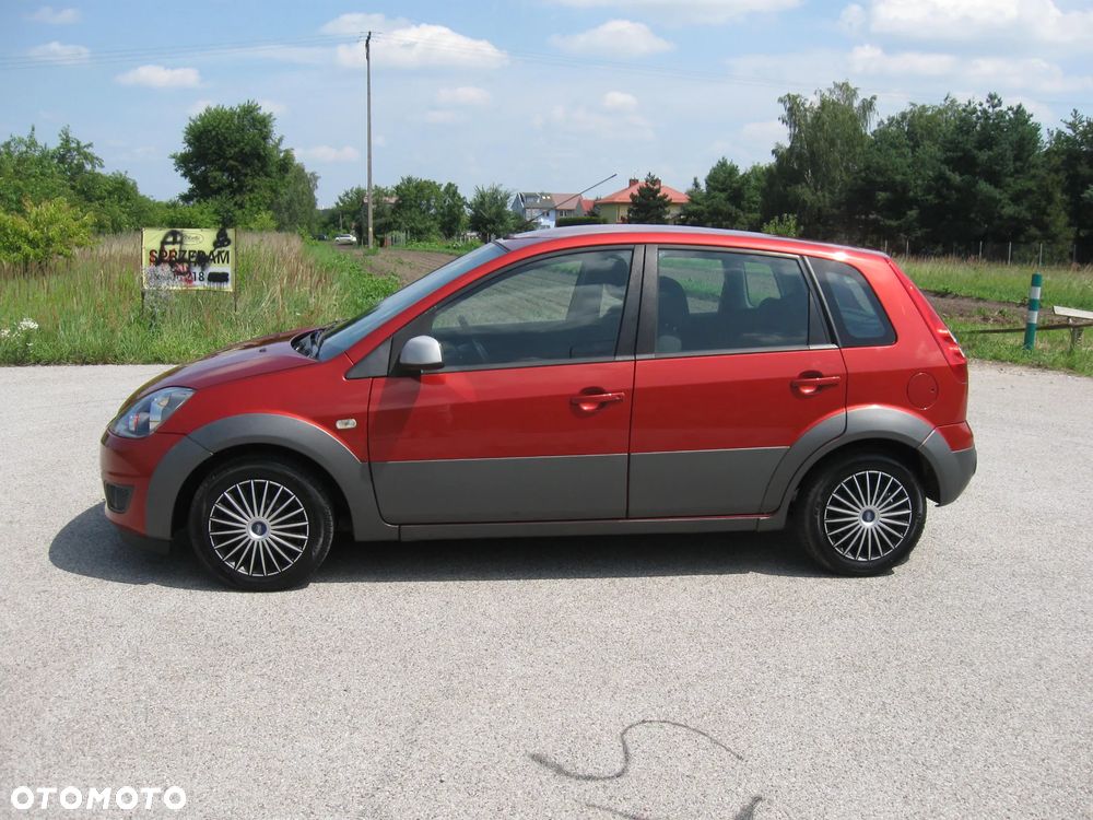 Ford Fiesta - 2