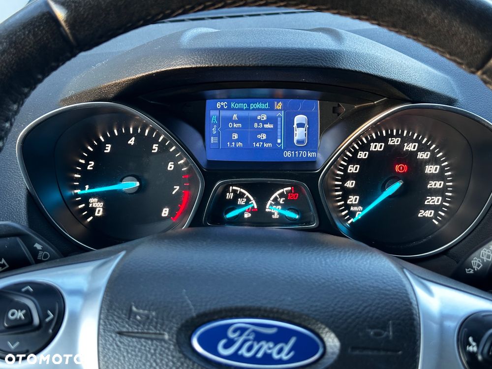 Ford Kuga - 16
