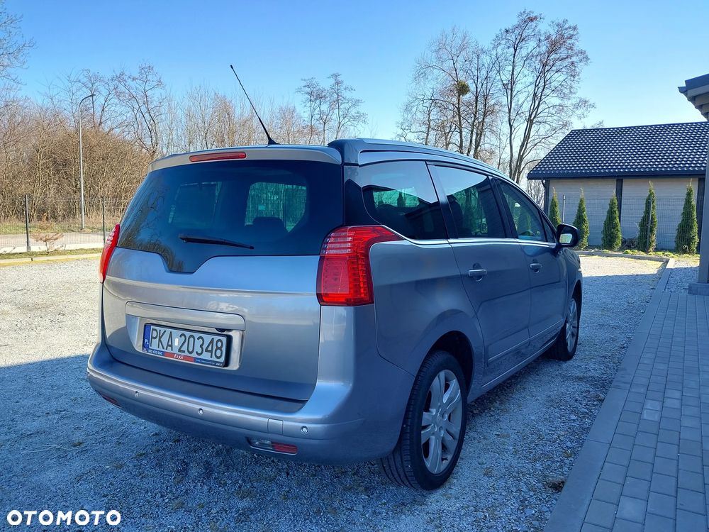 Peugeot 5008 THP 165 EAT6 Stop & Start Allure - 4