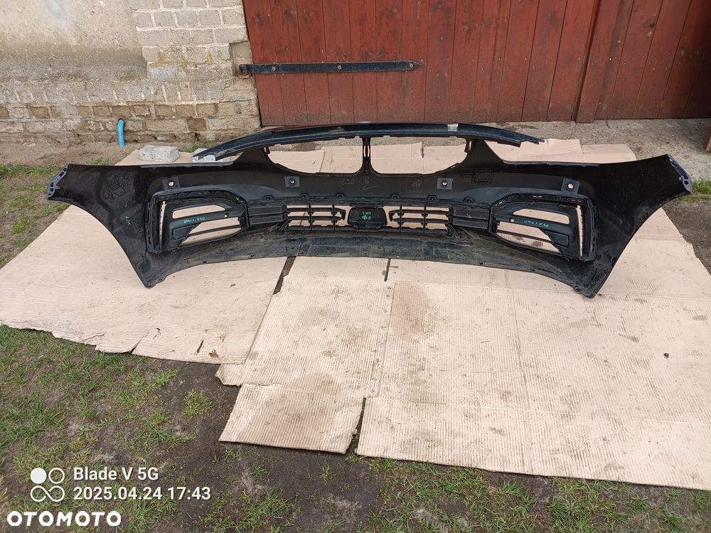 Zderzak przód BMW serii 1 F40 PDC - 2