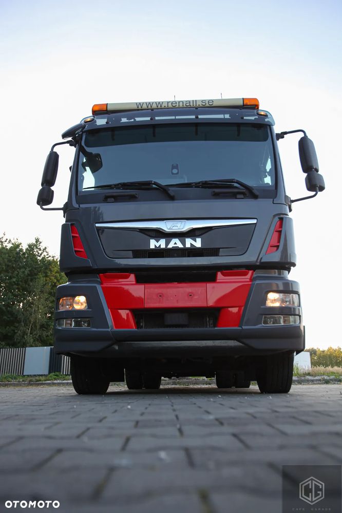 MAN - 25
