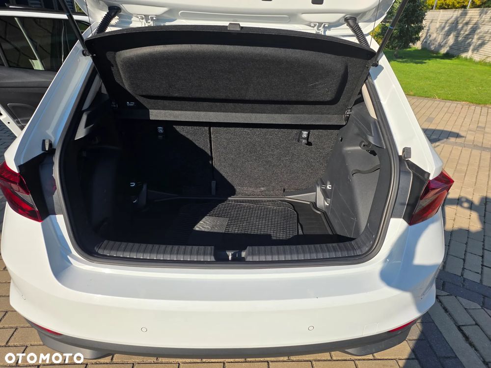 Skoda Fabia 1.0 TSI Tour - 10