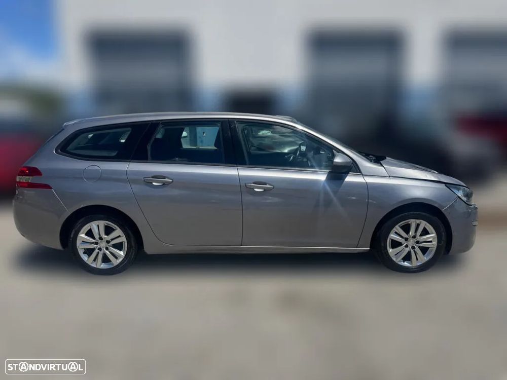 Peugeot 308 SW II 1.6 BlueHdi de 2015 para peças - 4
