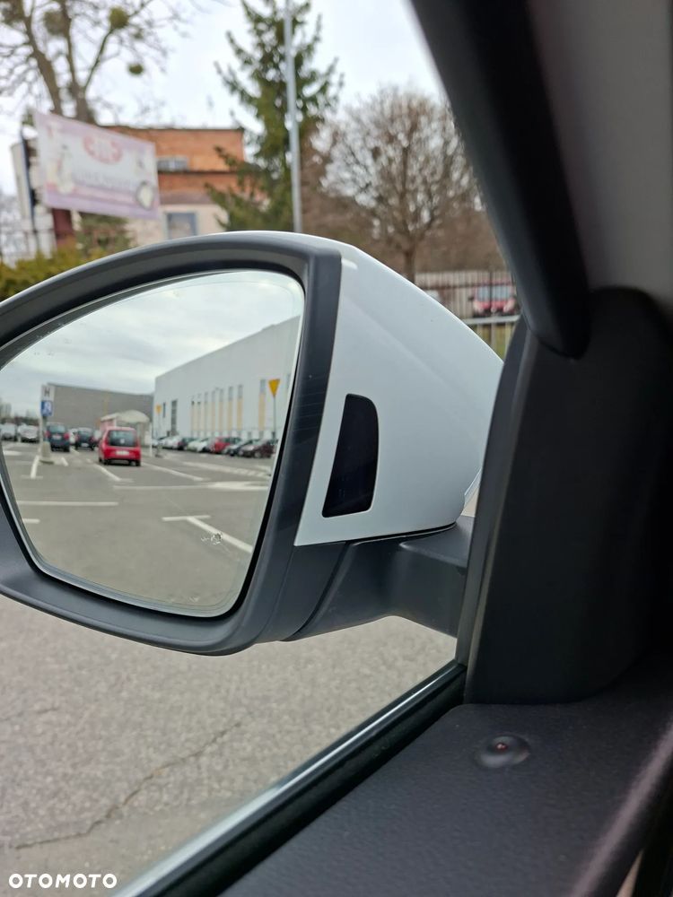 Skoda Karoq 2.0 TDI SCR 4x2 Style - 29