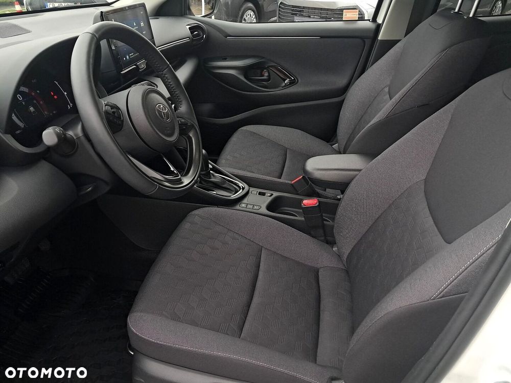Toyota Yaris Hybrid 1.5 Style - 11
