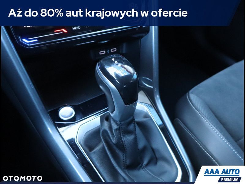 Volkswagen T-Roc - 13