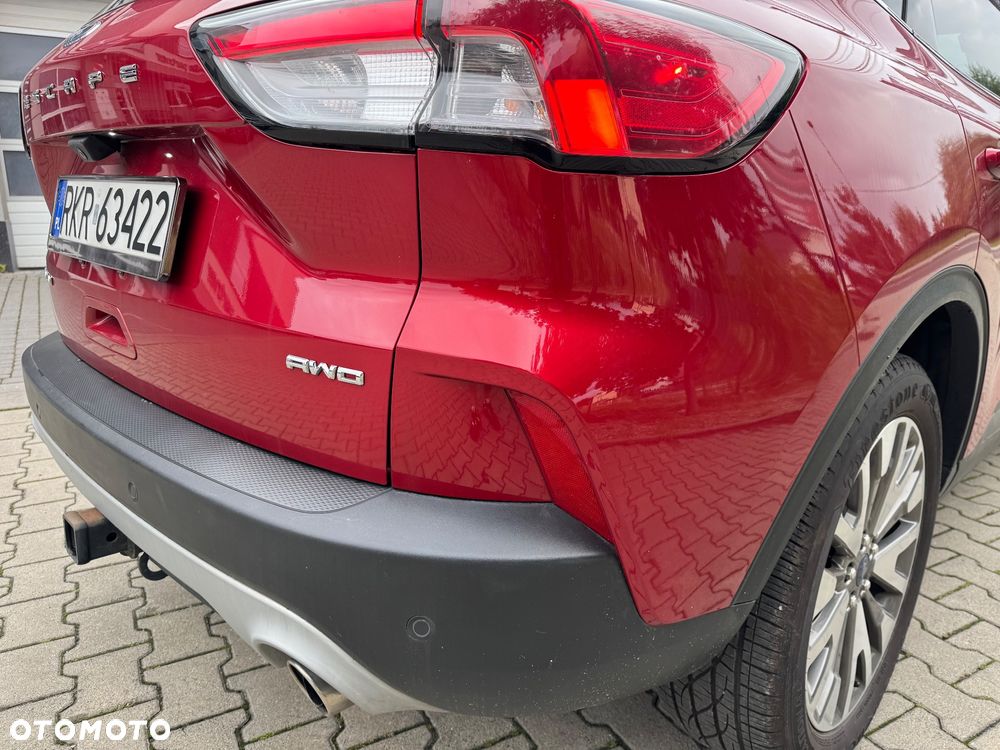Ford Escape 2.0 EcoBoost AWD Titanium - 12