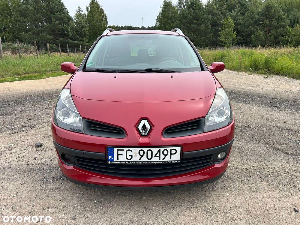 Renault Clio - 11