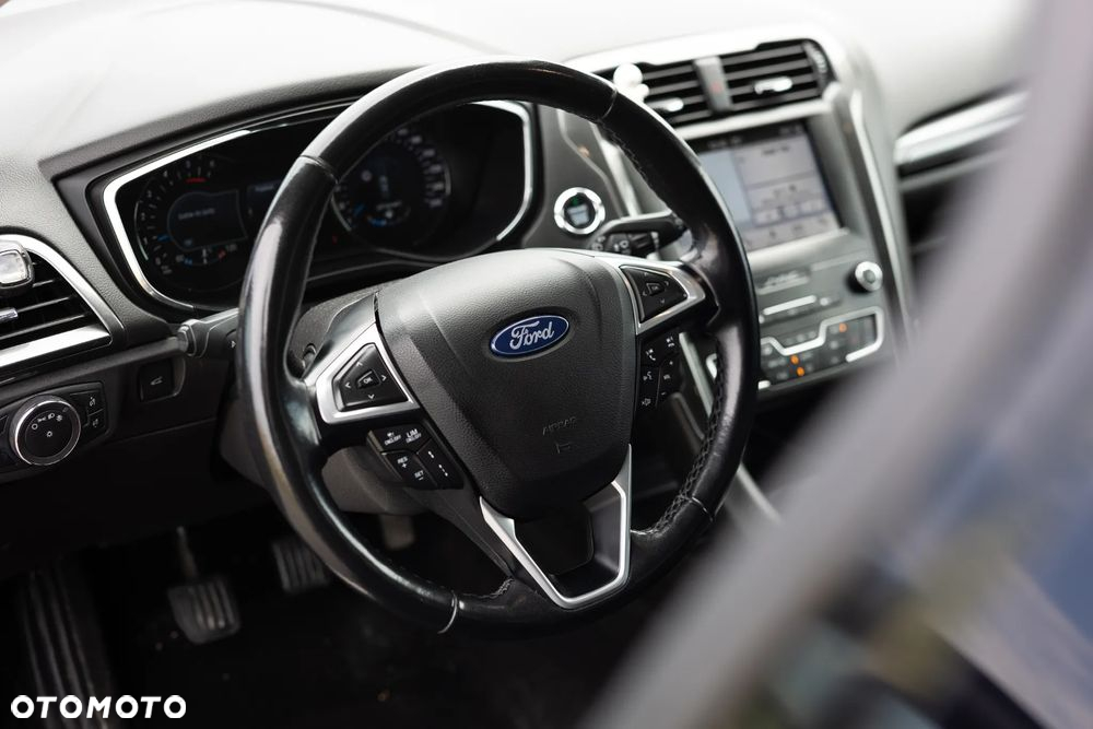Ford Mondeo 2.0 EcoBlue Titanium - 18