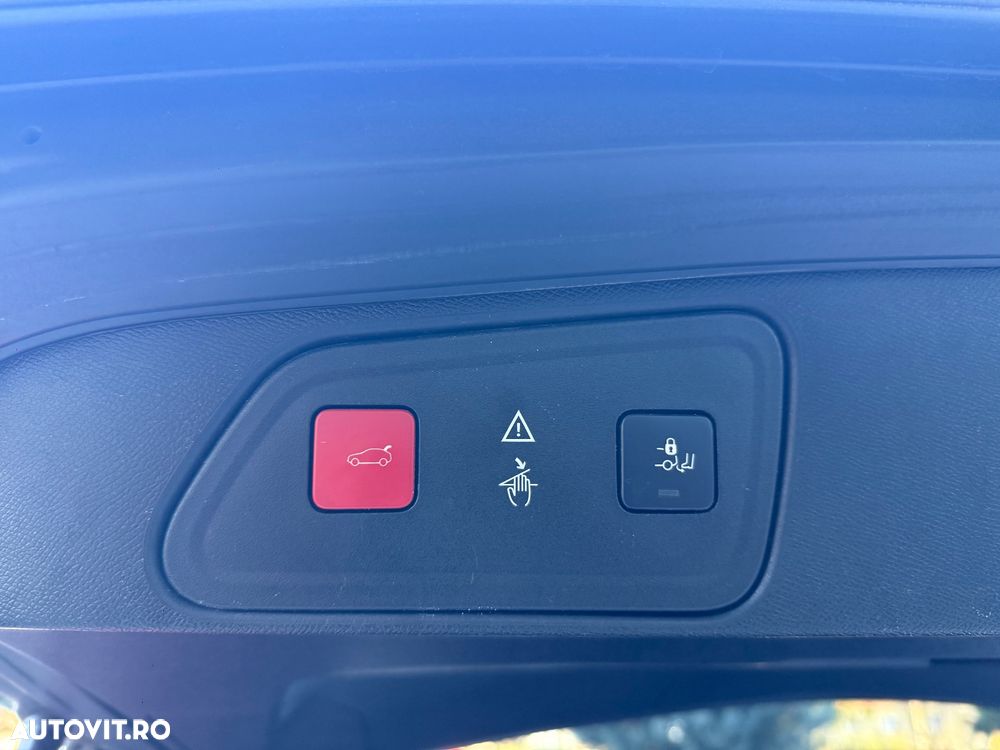 Peugeot 3008 1.2 PureTech 130 EAT8 Allure Pack - 35