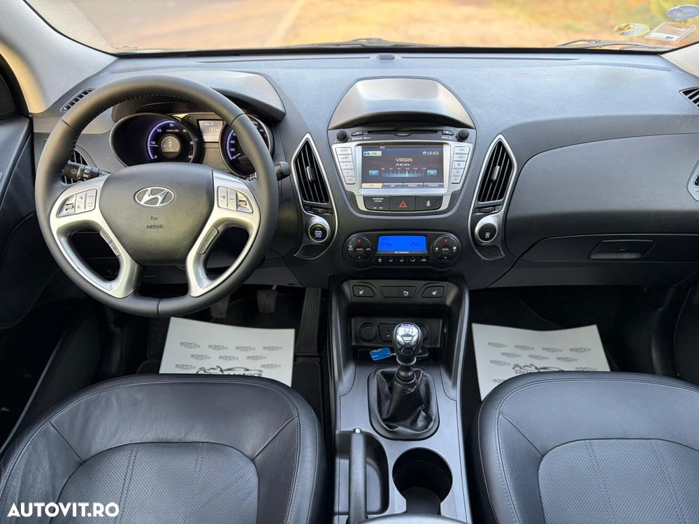 Hyundai ix35 2.0 CRDI 4WD Premium - 14