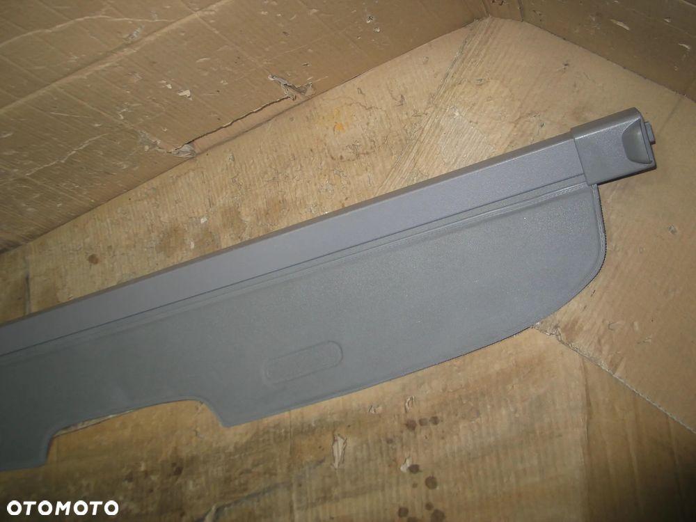 roleta bagaznika nissan primera P11 lift 99-02r. oryginal - 4