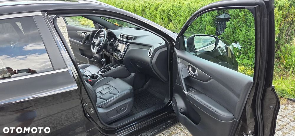 Nissan Qashqai 1.3 DIG-T Tekna+ - 29