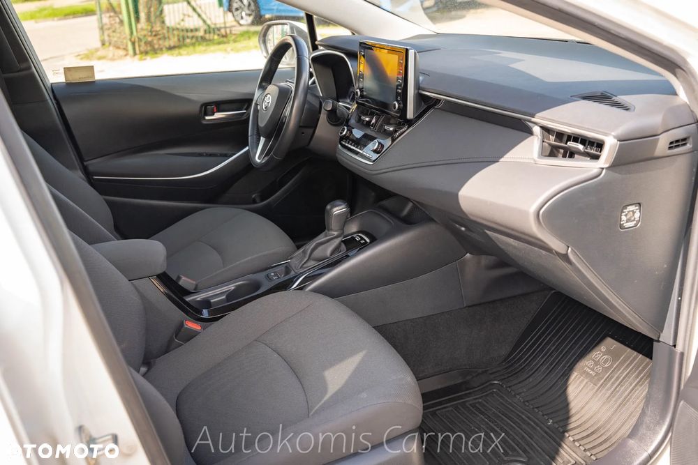 Toyota Corolla 1.8 Hybrid Comfort - 16