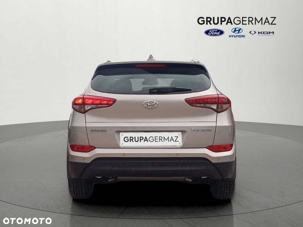 Hyundai Tucson 1.7 CRDI BlueDrive Style 2WD DCT - 8