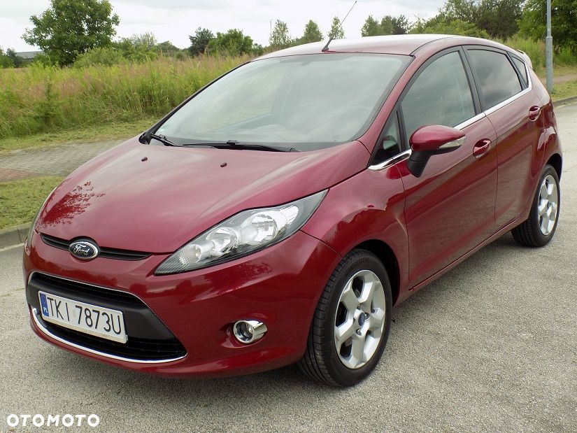 Ford Fiesta 1.4 Champions Edition - 13