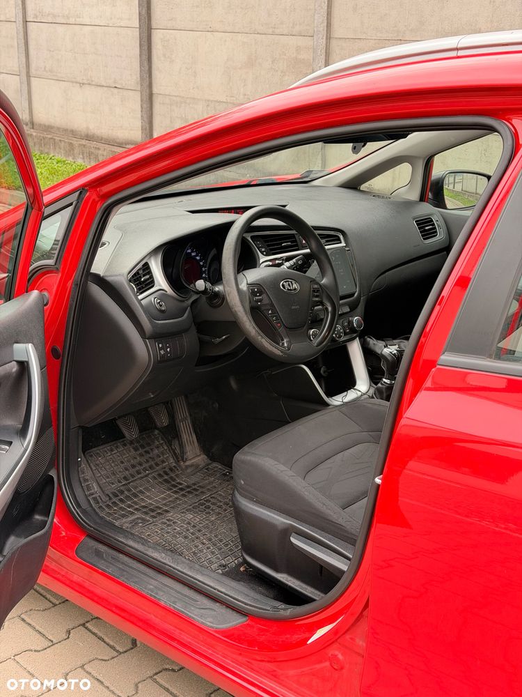 Kia Ceed - 5