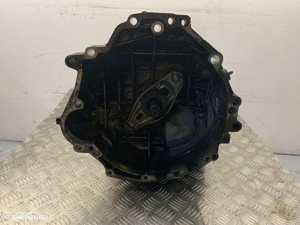 Caixa de velocidades manual AUDI A6 AUDI A4 2.0 TDI REF. GYX MOTOR BRE - 4