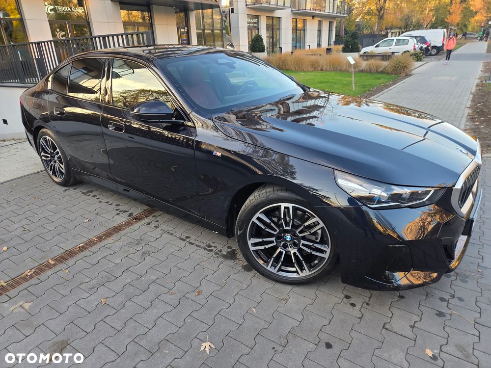 BMW 5 Series 2023 photo 4