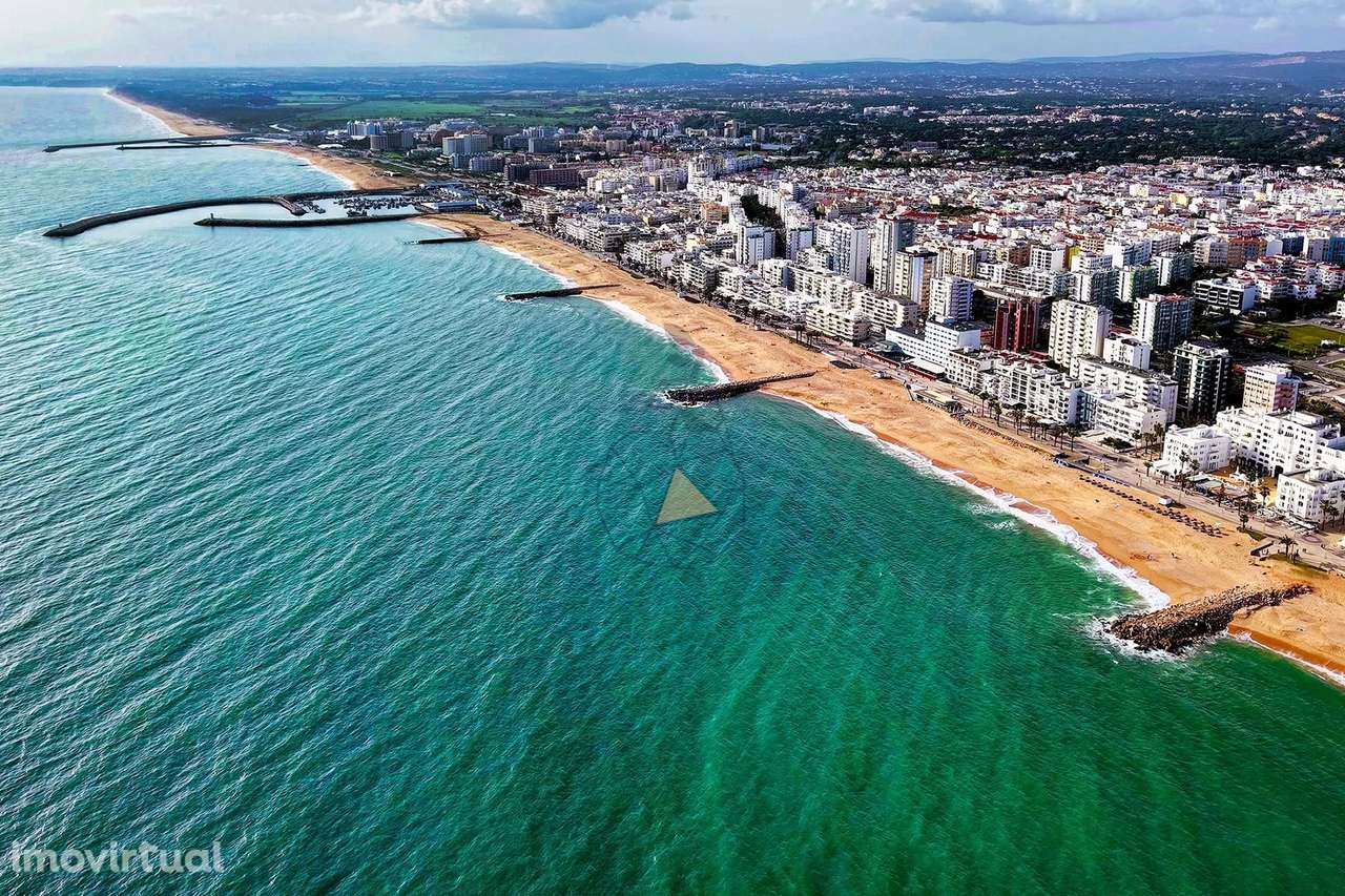 Terreno para Construção de 46 Apartamentos em Quarteira - Grande imagem: 2/21