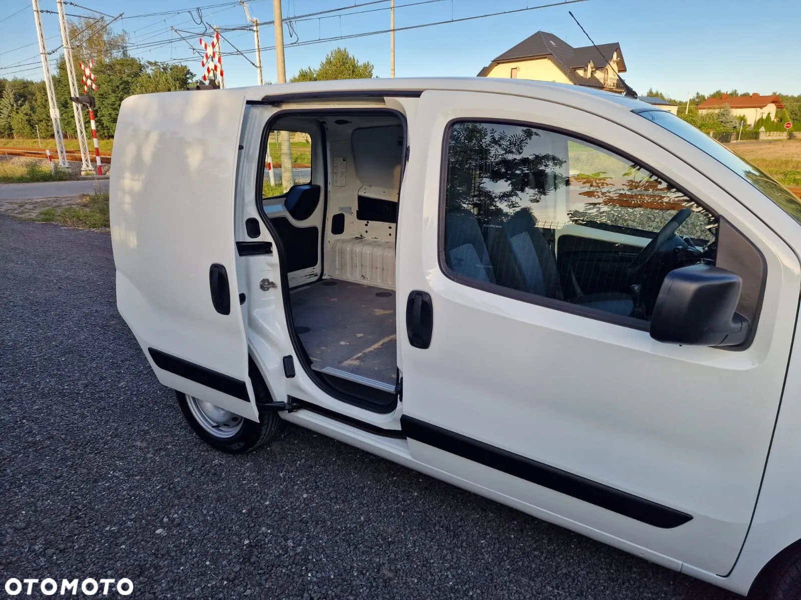 Peugeot BIPPER - 7