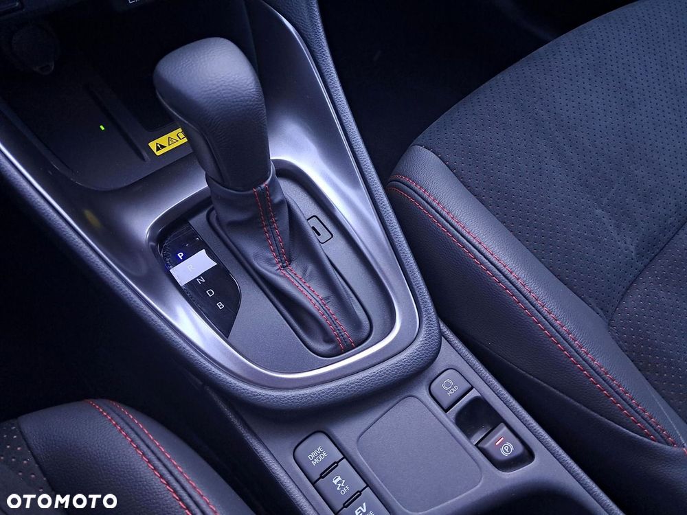 Toyota Yaris - 23