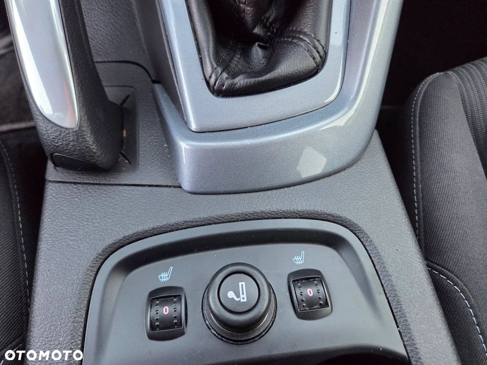 Ford Focus 1.6 EcoBoost Start-Stopp-System Titanium - 38