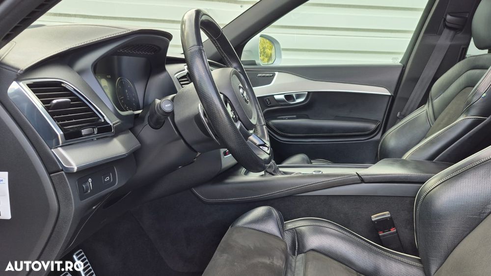Volvo XC 90 D5 AWD Geartronic RDesign - 15