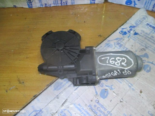 Motor Elevador Vidro 402191A NISSAN QASHQAI 2008 TE NISSAN QASHQAI 1 FASE 1 2008 1.5DCI 105CV 5P CINZENTO TE - 3