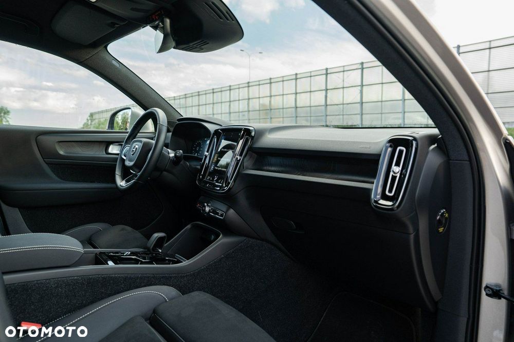 Volvo XC 40 T5 Plug-In Hybrid Plus Bright - 21