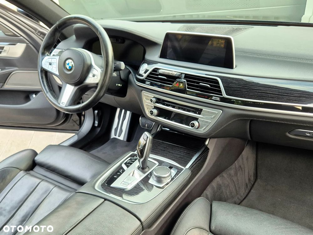 BMW Seria 7 - 20