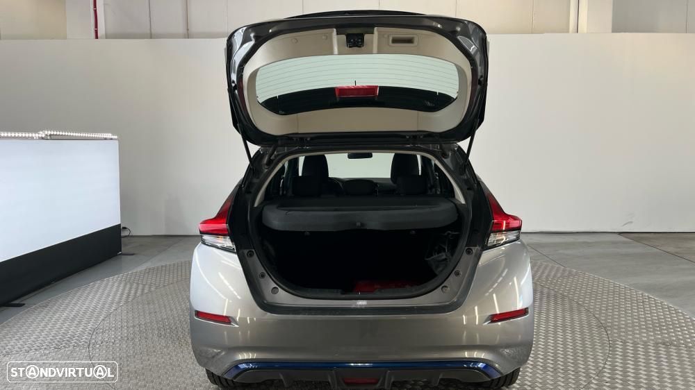Nissan Leaf N-Connecta - 11