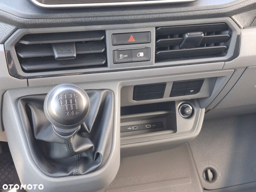 Volkswagen Crafter - 24