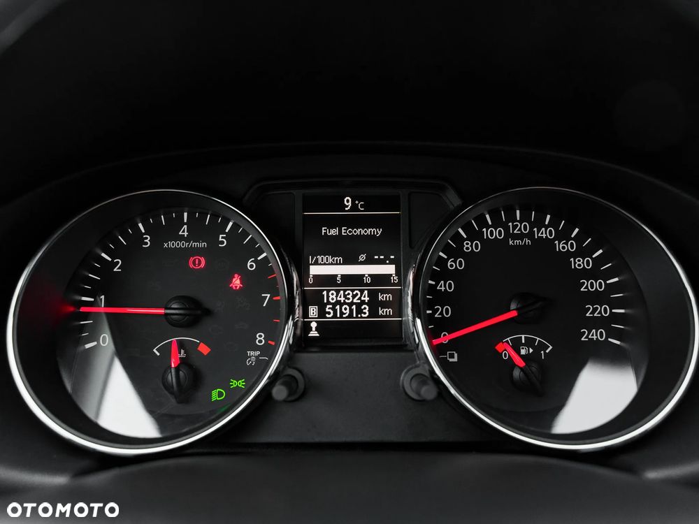 Nissan Qashqai - 32
