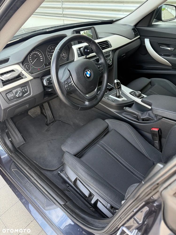 BMW 3GT 320i xDrive Advantage - 27