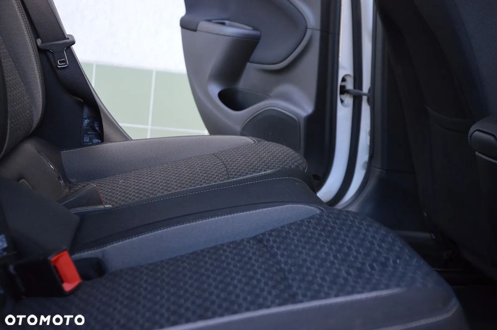 Opel Astra 1.2 Turbo Elegance - 24