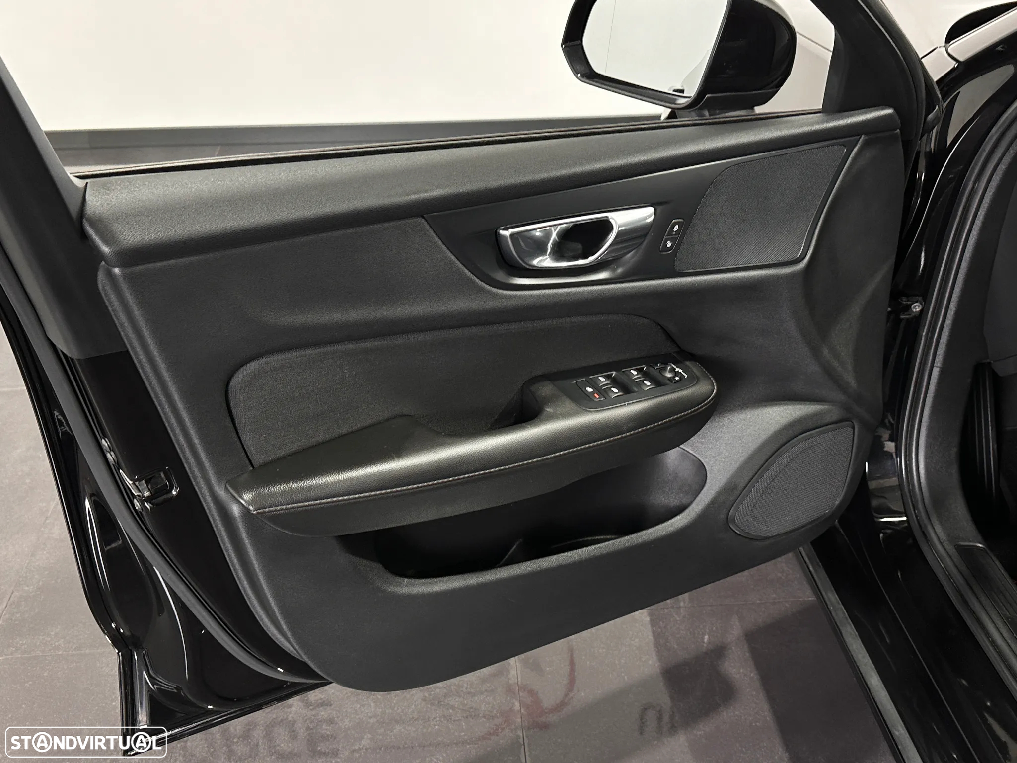 Volvo V60 2.0 T6 AWD TE Inscription Expression - 17