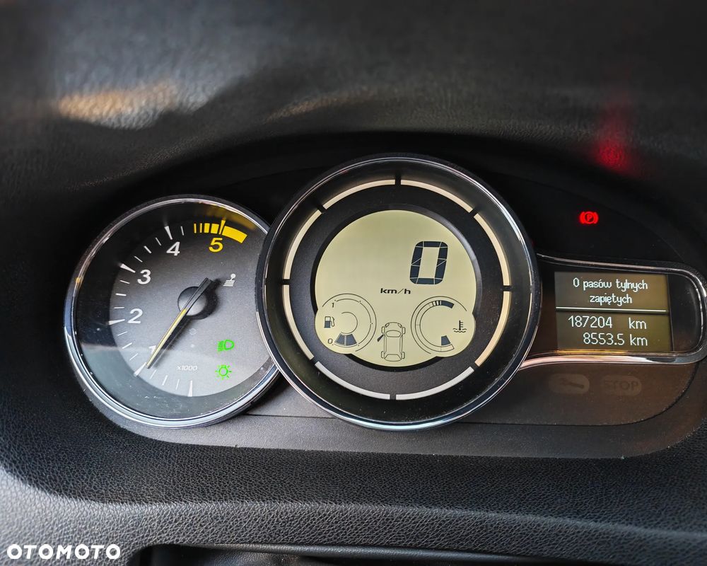 Renault Megane 1.5 dCi Limited - 32