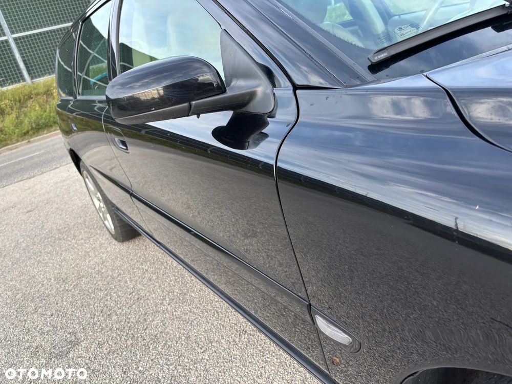 Volvo V70 2.4 Momentum - 30